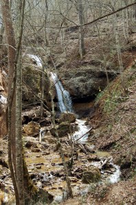 Waterfall at Falls Ridge Nature Conservancy Preserve Blacksburg, Virginia Appalachia on andreabadgley.com