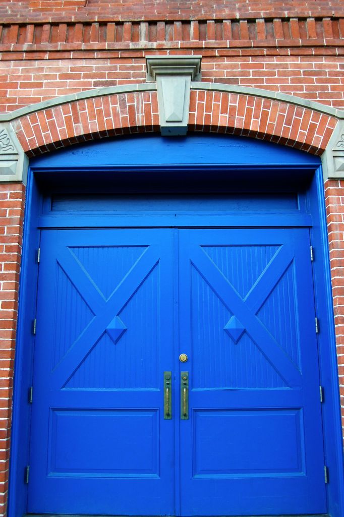 blue door