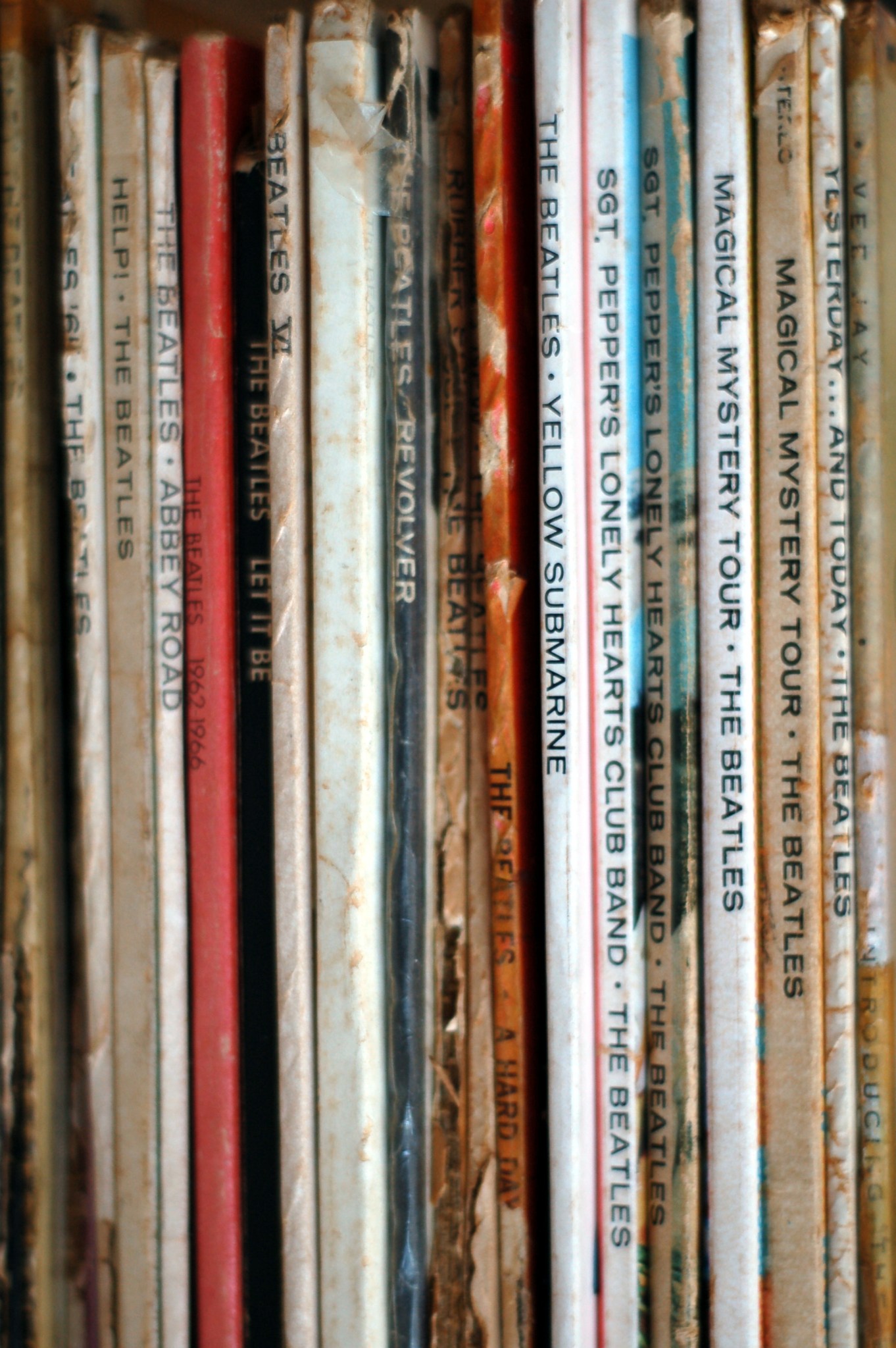albums_beatles_stack_0224